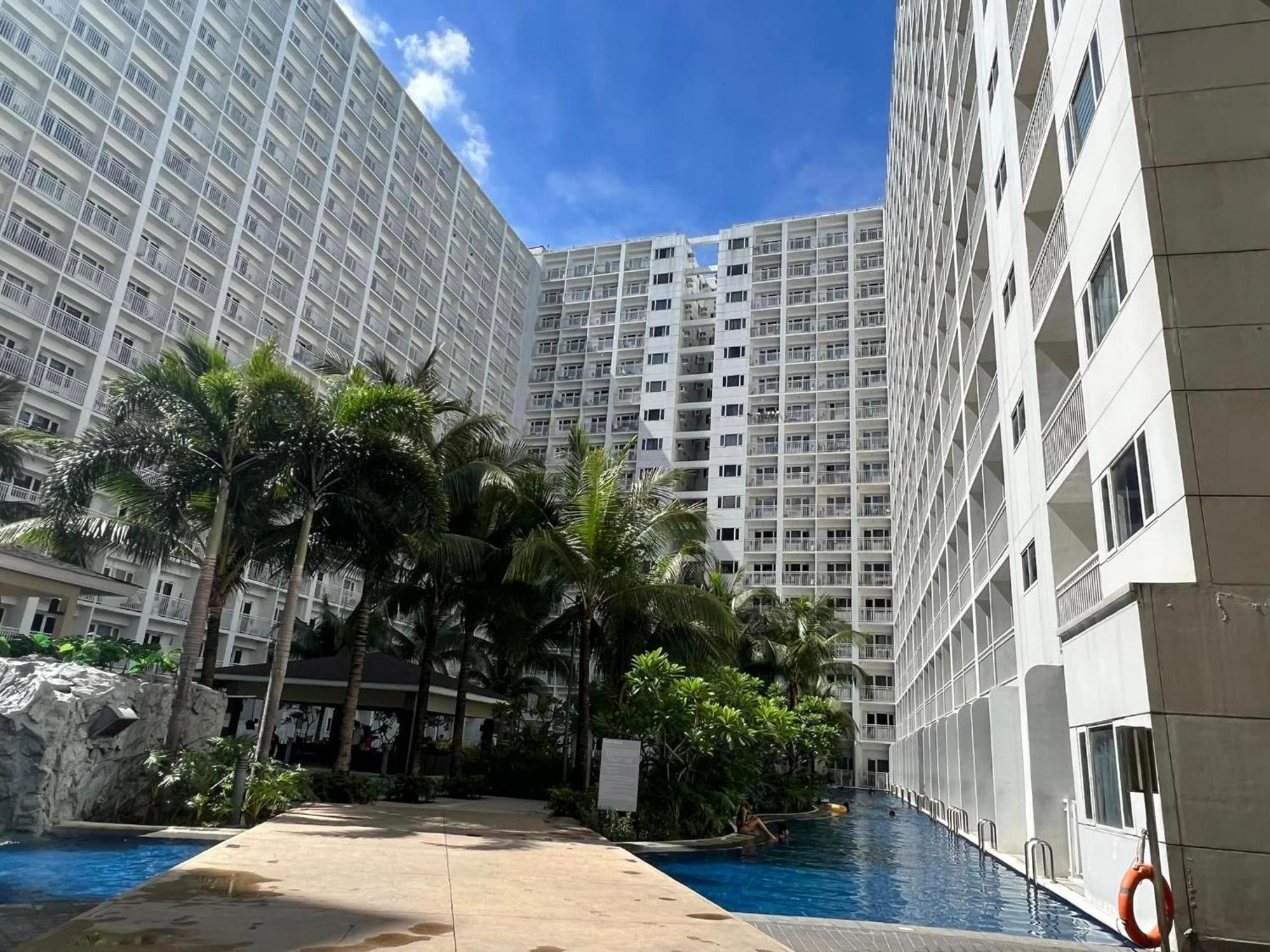 Shore One Condotel At Mall Of Asia, Philippines Pasay Exterior photo